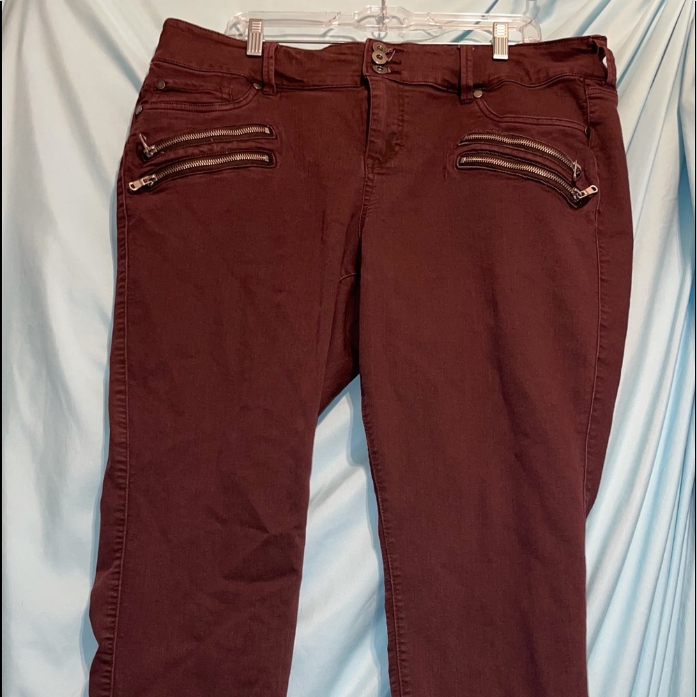 Torrid maroon skinny jeans 20
